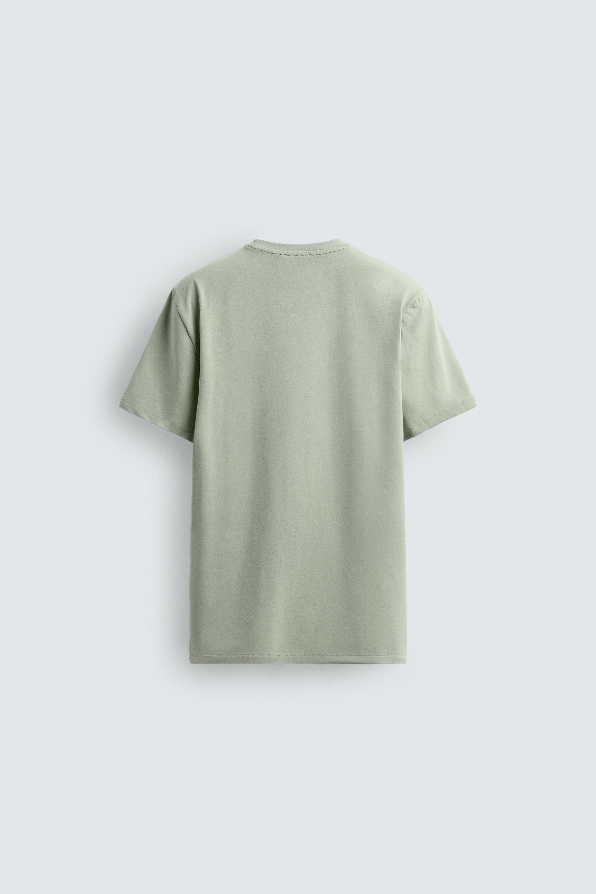 BASIC SLIM FIT T-SHIRT /01